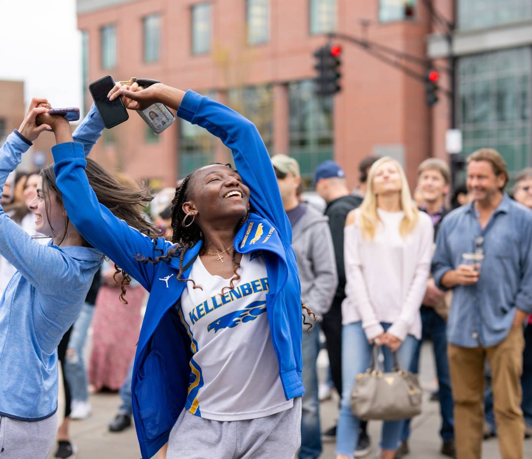 Porchfest, audience for The Shaxe at 102 Witherspoon