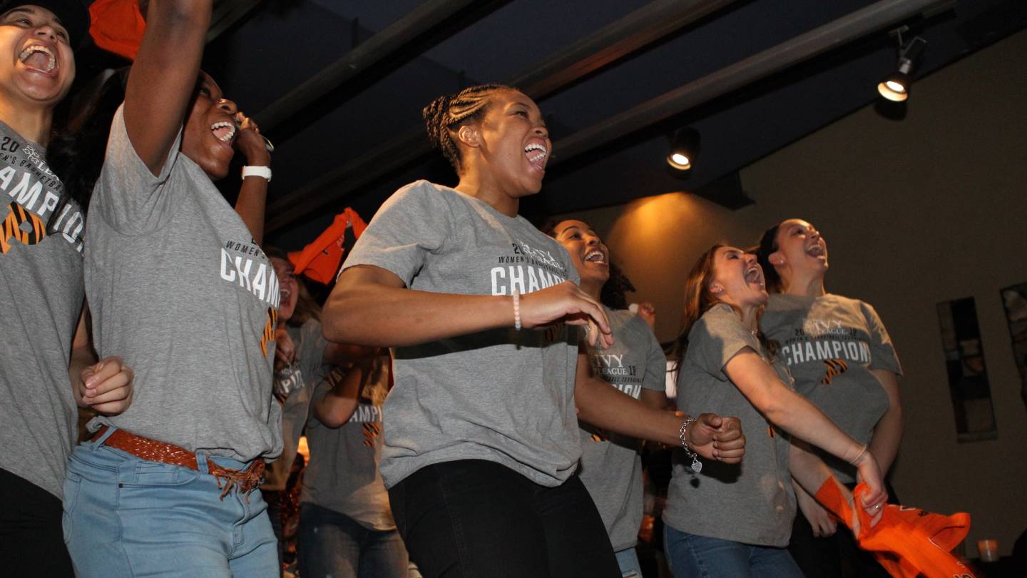 Princeton Women's Basketball Team To Face Maryland In NCAA Tournament