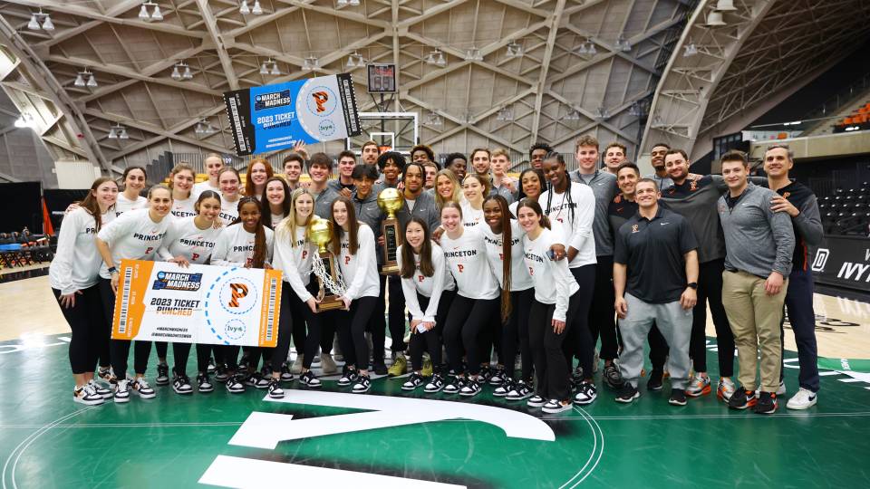 Brown and Yale punch tickets to men's Ivy Madness final