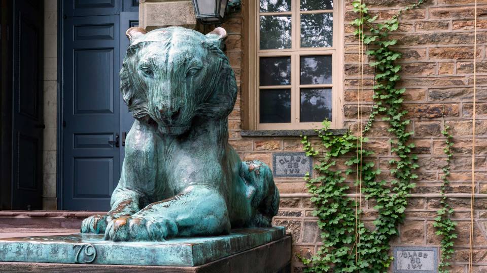 Tiger sculpture in front of Nassau Hall
