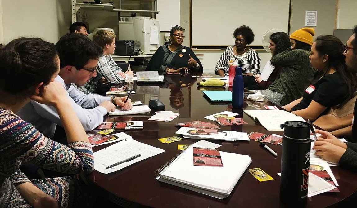 Students on the Breakout Princeton trip "The Great (Racial) Recession: Causes, Consequences...Closure?" traveled to Boston and met with the Black Economic Justice Institute to understand more about the organization's efforts to empower, educate and mobilize the city's African-American community. The team met with founder Priscilla Flint-Banks and coordinator Sheila Blalock. 